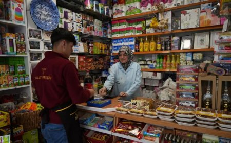 What Does It Mean to See a Grocer in a Dream? Interpretations by Islamic Dream Scholars
