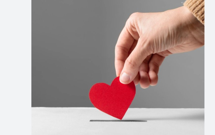 What Does Donating in a Dream Mean? A Fine Line Between Good, Malice, and Loss