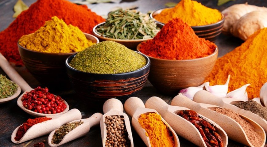 What Does It Mean to See Spices in a Dream? Interpretations Ranging from Wealth to Illness