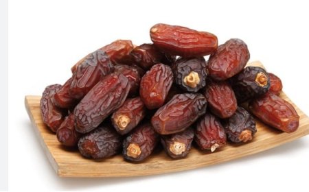 The Health Benefits of Dates: Fiber, Heart Support, and What the Science Suggests