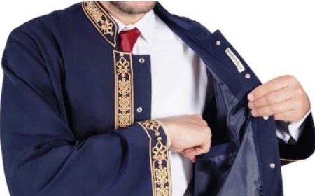 Seeing a Jubbah (Robe) in a Dream: Meanings by Islamic Scholars, with Color, Season, and Context