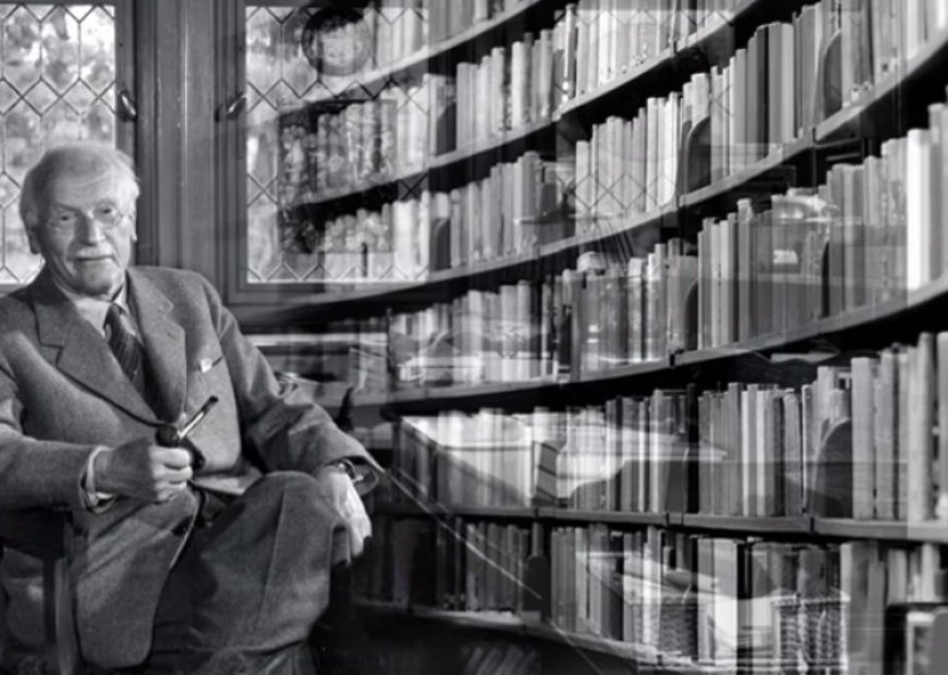 Jung and Dreams: A Language of Symbols, a Psychology of Balance