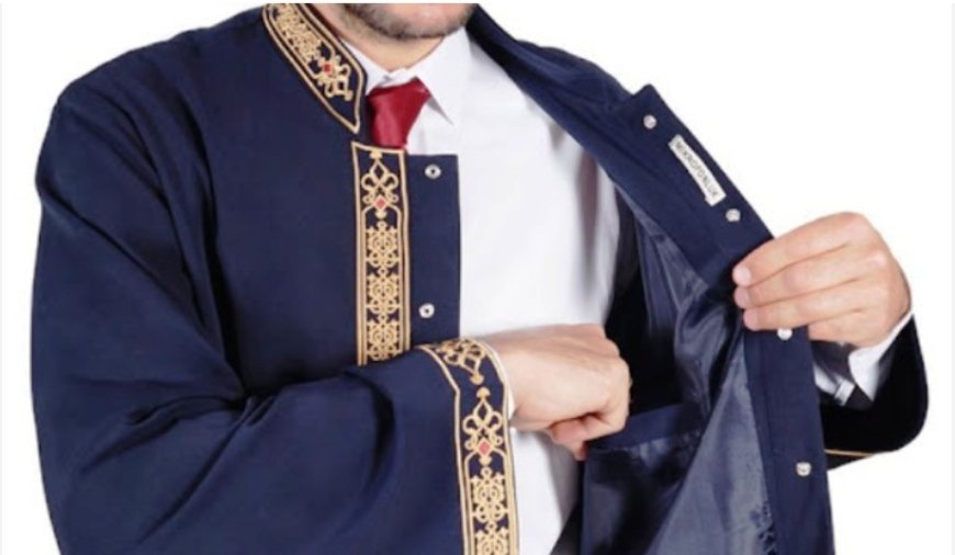 Seeing a Jubbah (Robe) in a Dream: Meanings by Islamic Scholars, with Color, Season, and Context