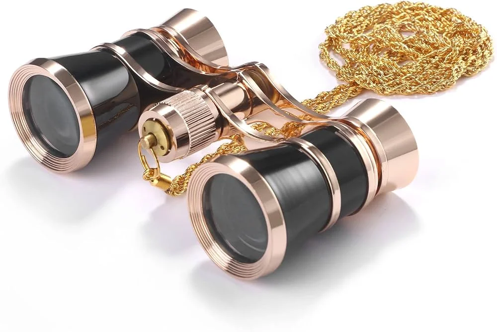 Binoculars dream meaning: Islamic interpretations and key signs explained
